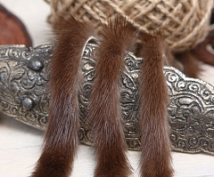 тонкая норковая полоска "орех" (д: 30-35 см, ш: 0,3-0,5 см) , мех